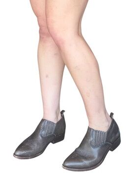 Frye Brownish Greyish Leather Western Ankle Booties